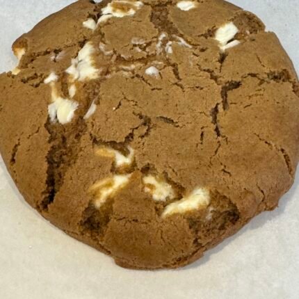 Warming and spicy Ginger, coupled with sweet and decadent Belgian white chocolate